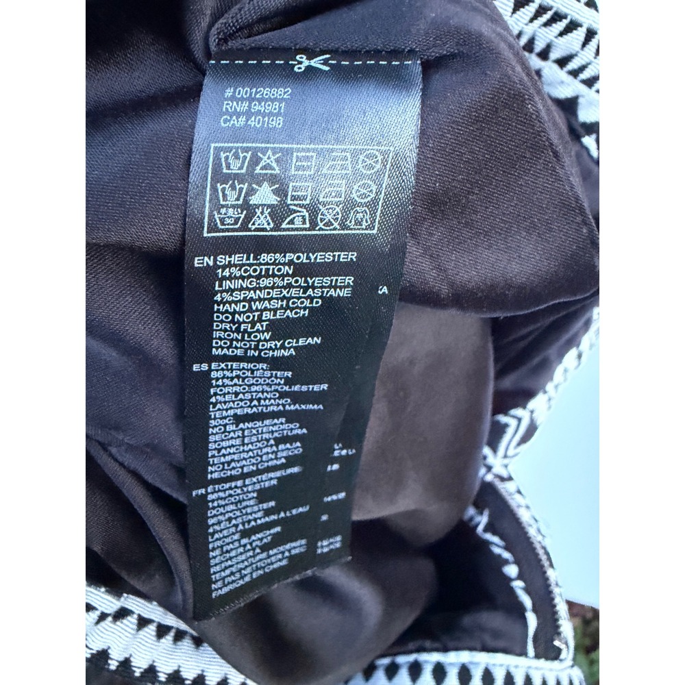 Forever 21 Black White Geometric Tribal Aztec Print High Waisted Shorts Large - Picture 7 of 11